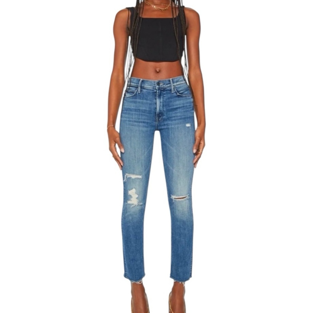 Mother Mid Rise Fray Jean *Like New* - Picture 3 of 13